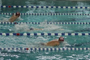 开云综合服务-中国游泳运动员世锦赛接力项目表现抢眼，中国游泳接力夺金